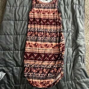Patterned dress no sleeve